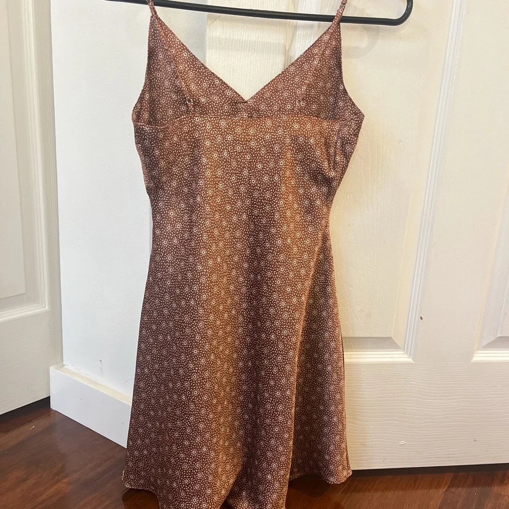 abercrombie & fitch maroon mini dress | size xxs - Picture 2 of 3